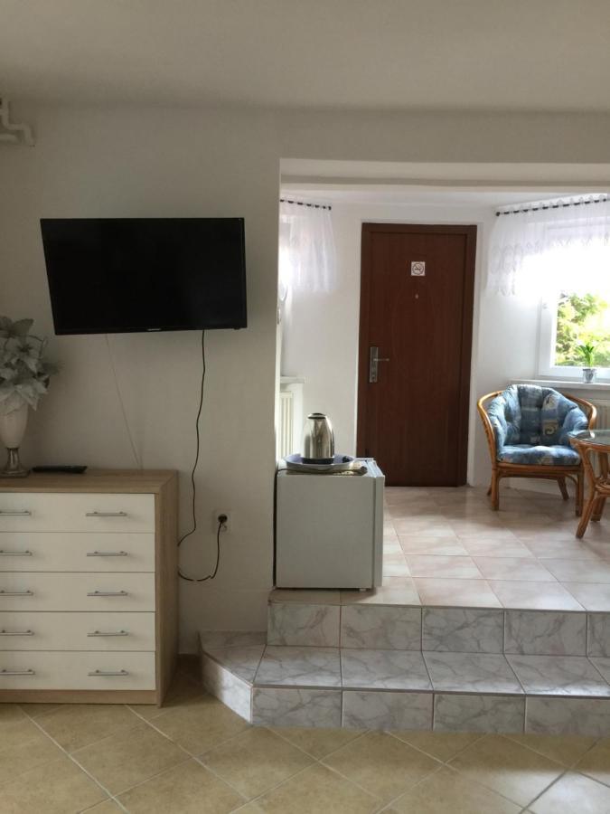 Magiczny Zakatek Apartment Поберово Екстериор снимка