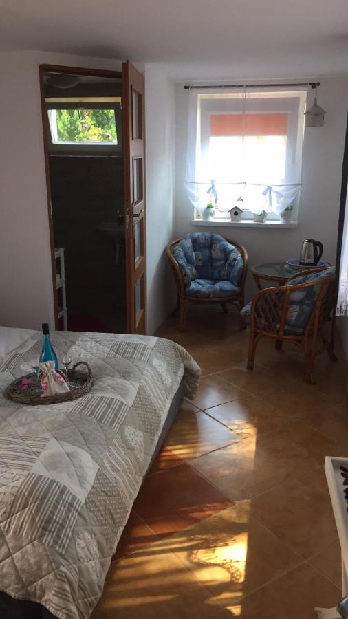 Magiczny Zakatek Apartment Поберово Екстериор снимка