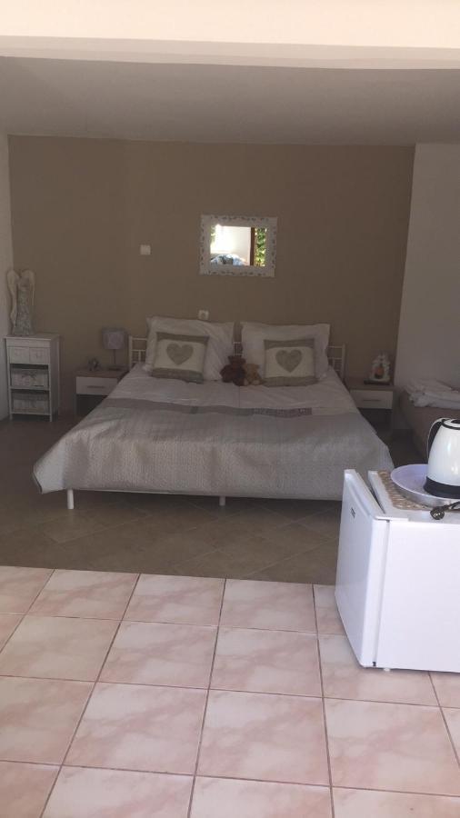 Magiczny Zakatek Apartment Поберово Екстериор снимка