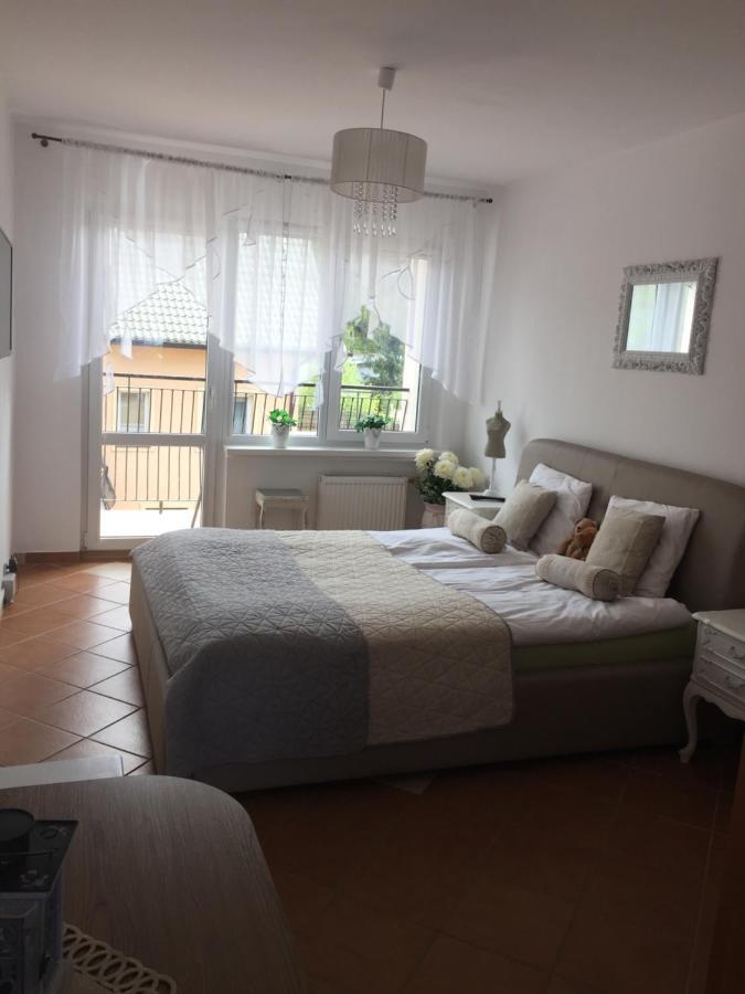 Magiczny Zakatek Apartment Поберово Екстериор снимка
