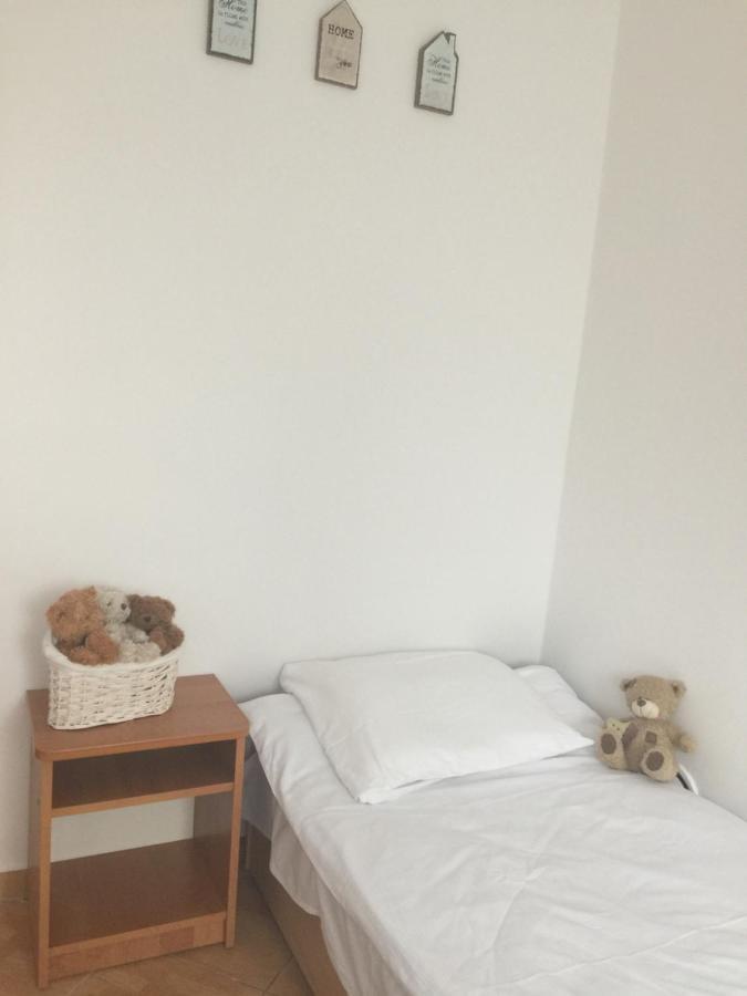 Magiczny Zakatek Apartment Поберово Екстериор снимка
